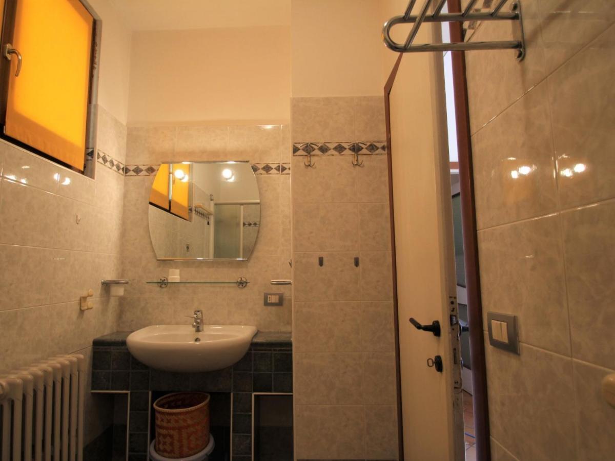 Apartment Residenza Agrifoglio-17 By Interhome Luino Luaran gambar