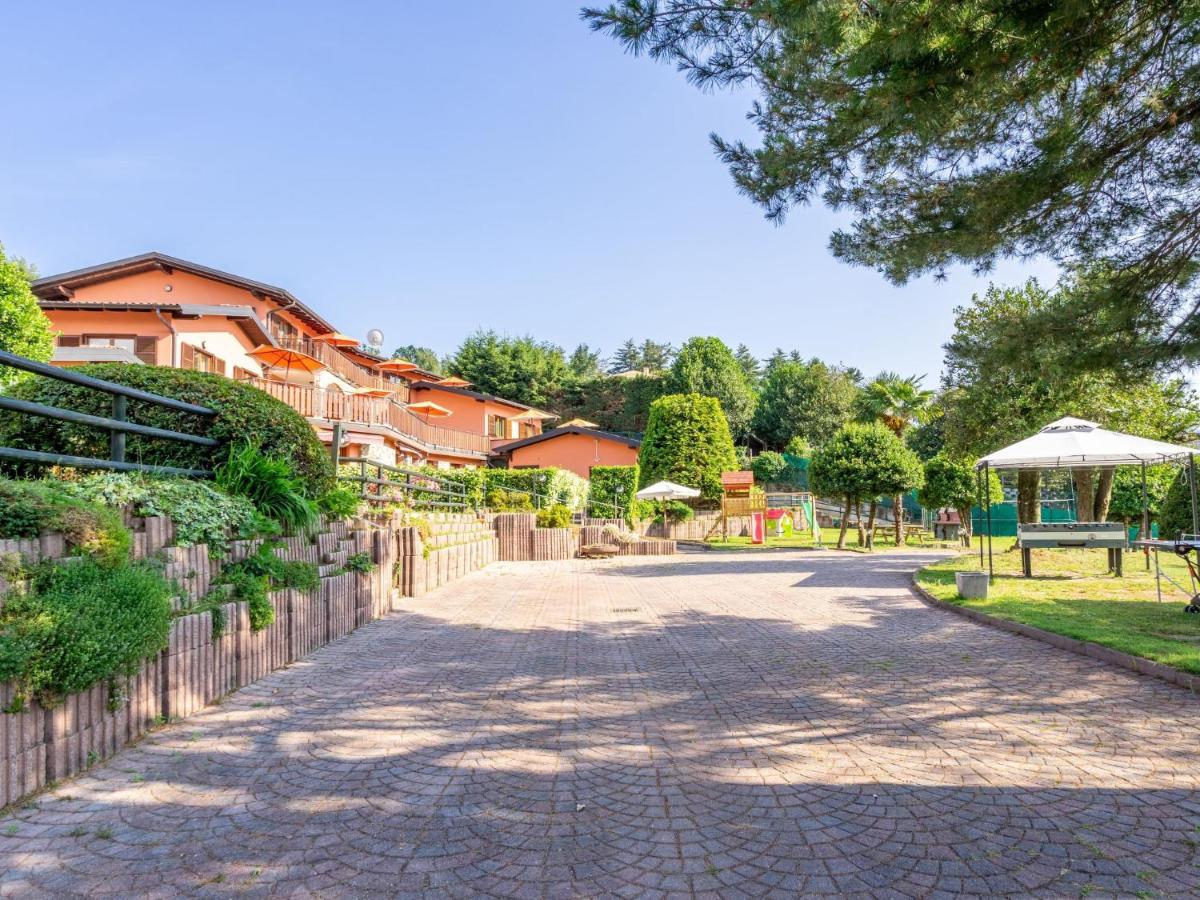Apartment Residenza Agrifoglio-17 By Interhome Luino Luaran gambar