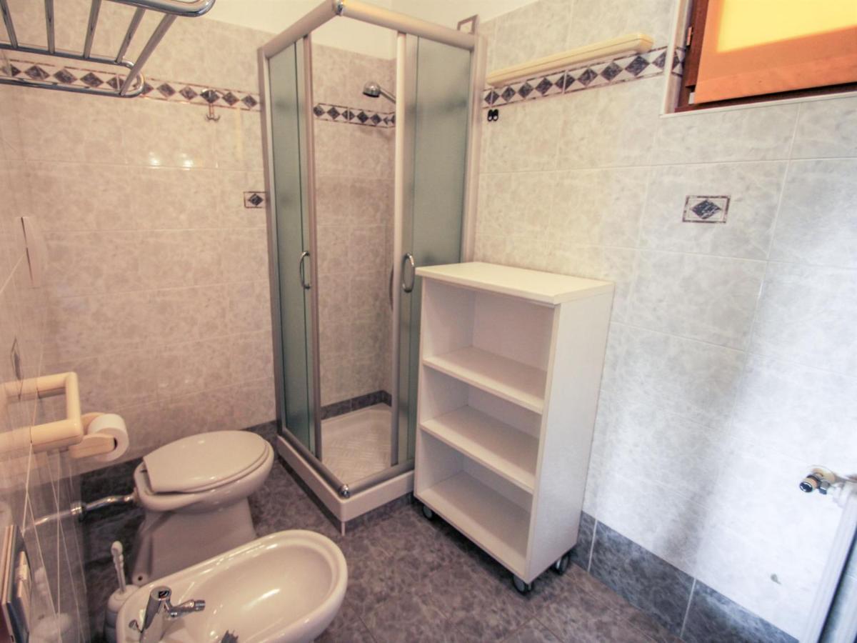 Apartment Residenza Agrifoglio-17 By Interhome Luino Luaran gambar